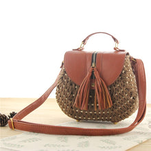 Load image into Gallery viewer, Tassel Straw Shoulder Bag