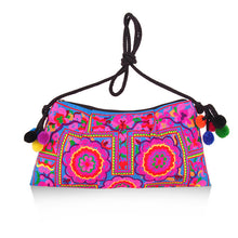 Load image into Gallery viewer, Floral Embroidery Bag