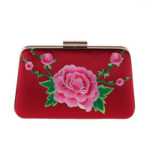 Load image into Gallery viewer, Embroidered Flower Metal Handle Bag